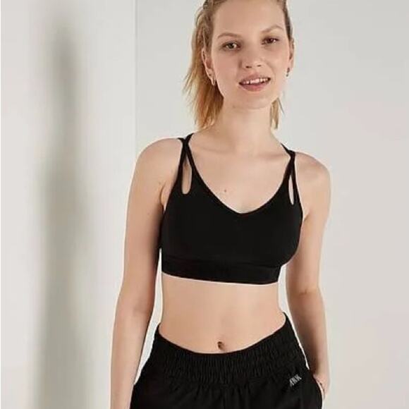 PINK VICTORIAS SECRET Women's Ultimate Strappy Back Lightly Lined Sports Bra - Picture 1 of 5